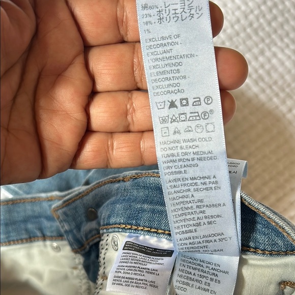 Levi's Blue Slim Fit Jeans with Classic Stitching - Picture 4 of 13